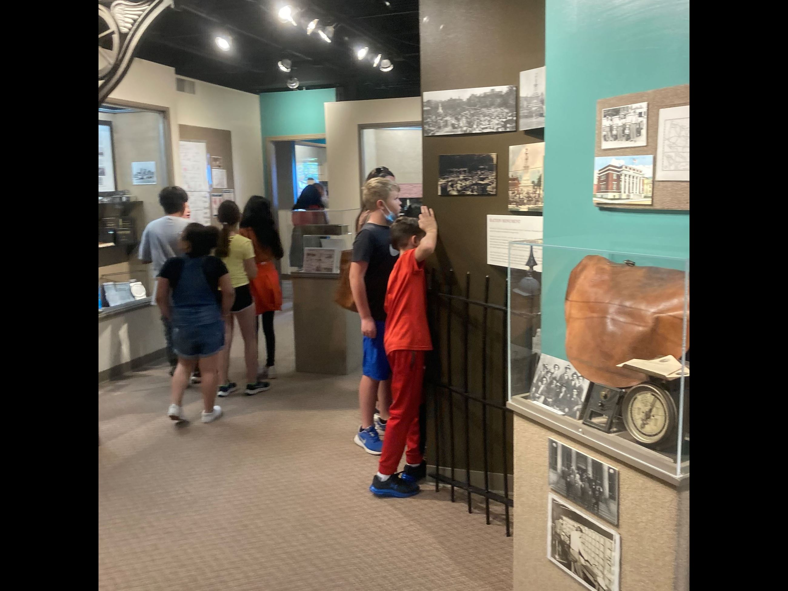 Exploring the Displays